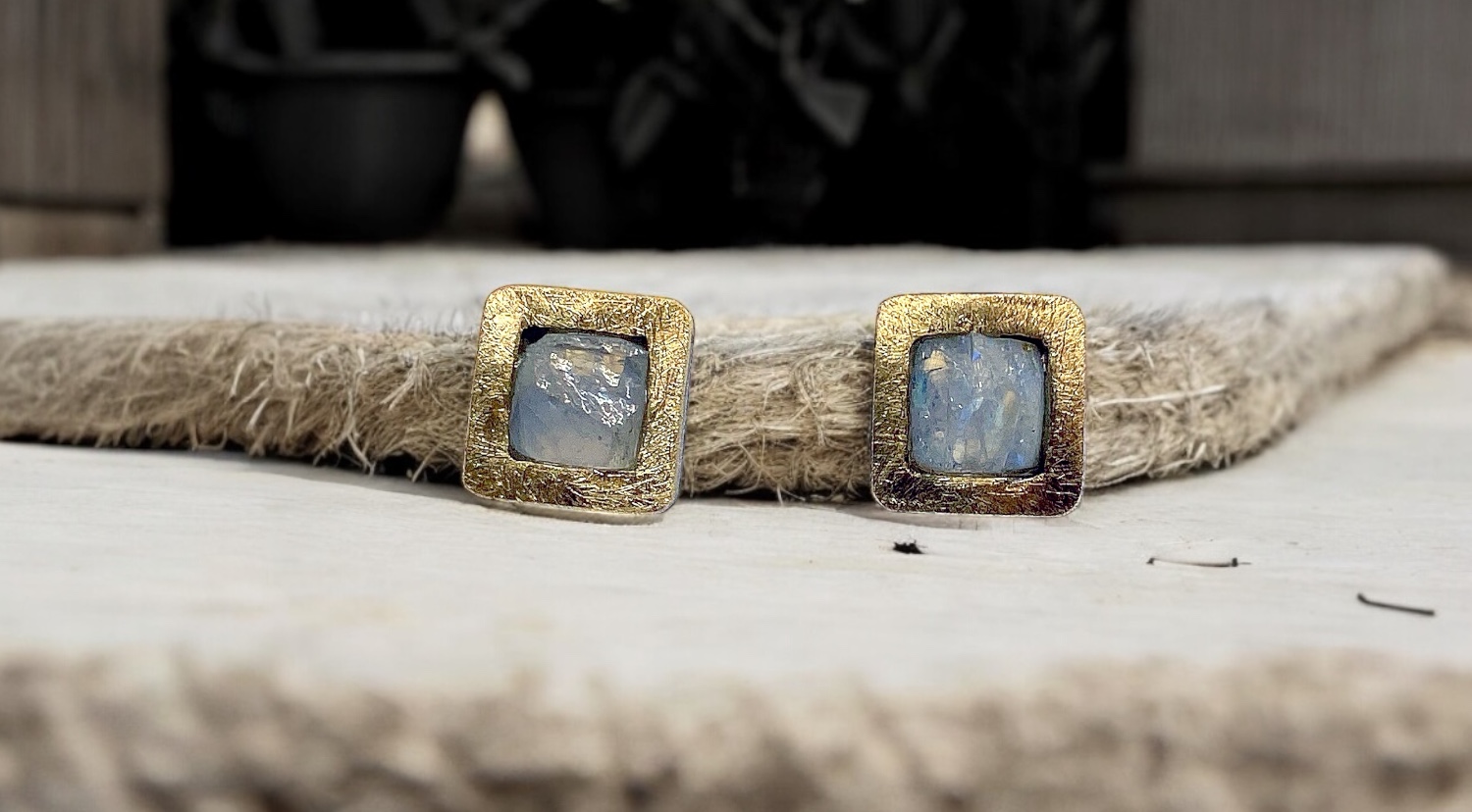 pendientes piedra luna bruto cuadrados plata oro