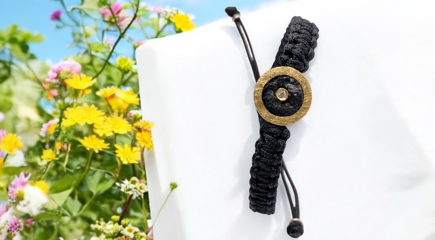 round rough black tourmaline bracelet with diamond in silver and gold