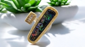 LARGE MULTICOLOR AUSTRALIAN BOULDER OPAL RING WITH 3 DIAMONDS IN SILVER AND GOLD