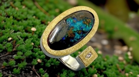 ANELL OPAL BOULDER OVAL GRAN 2 BRILLANTS PLATA OR