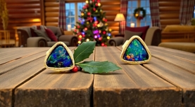 PENDIENTES OPALOS TRIANGULARES PEQUEÑOS ORO