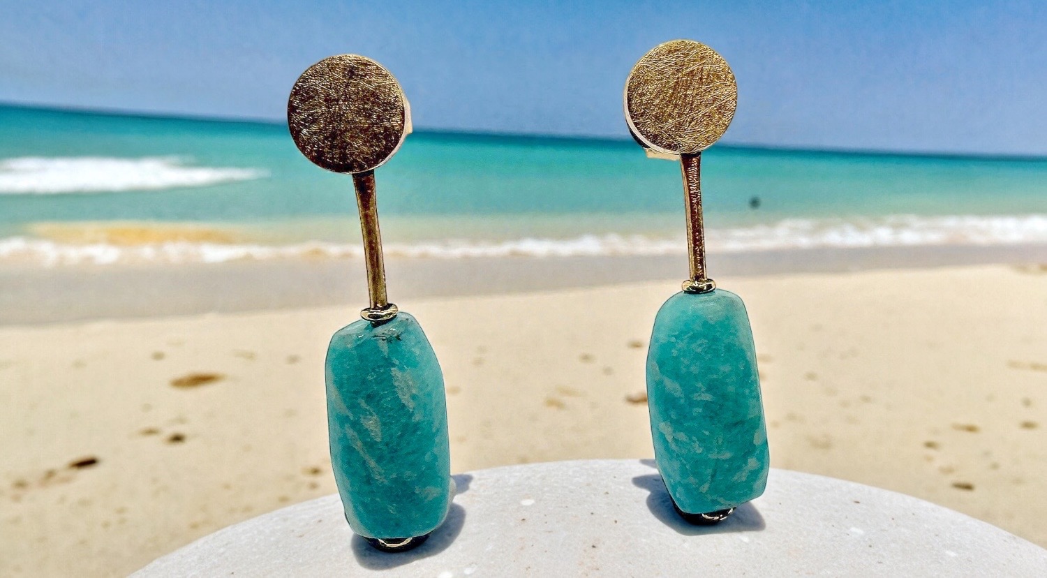 arrecades amazonita brut llargues or