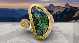 ANELL OPAL BOULDER VERD MITJA LLUNA BRILLANT PLATA OR