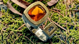 ANILLO OPALO FUEGO RECTANGULAR 2 BRILLANTES PLATA ORO