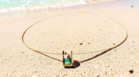 PERUVIAN BLUE OPAL SAILBOAT PENDANT WITH DIAMOND IN GOLD