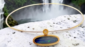 OVAL AUSTRALIAN OPAL PENDANT WITH DIAMOND IN SILVER AND GOLD