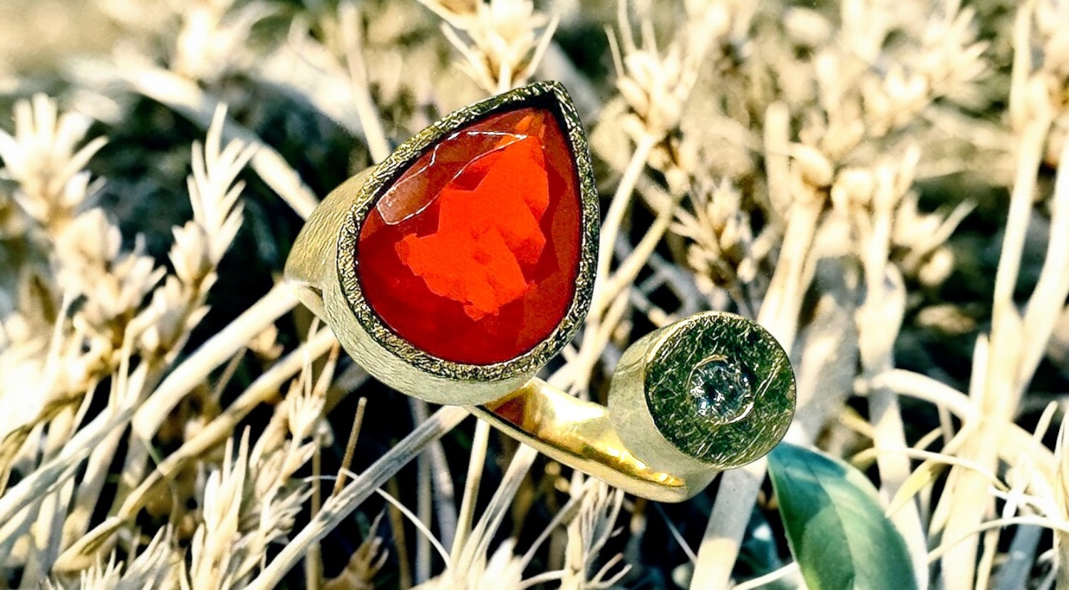 pear mexican fire opal ring with diamond in gold