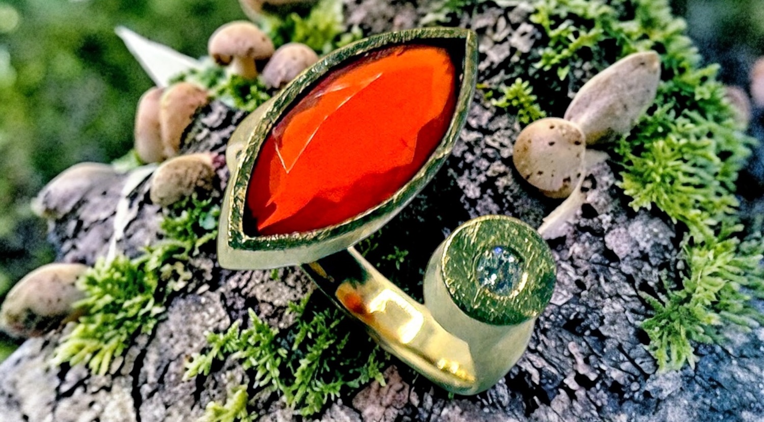 navette mexican fire opal ring with dimaonds in gold