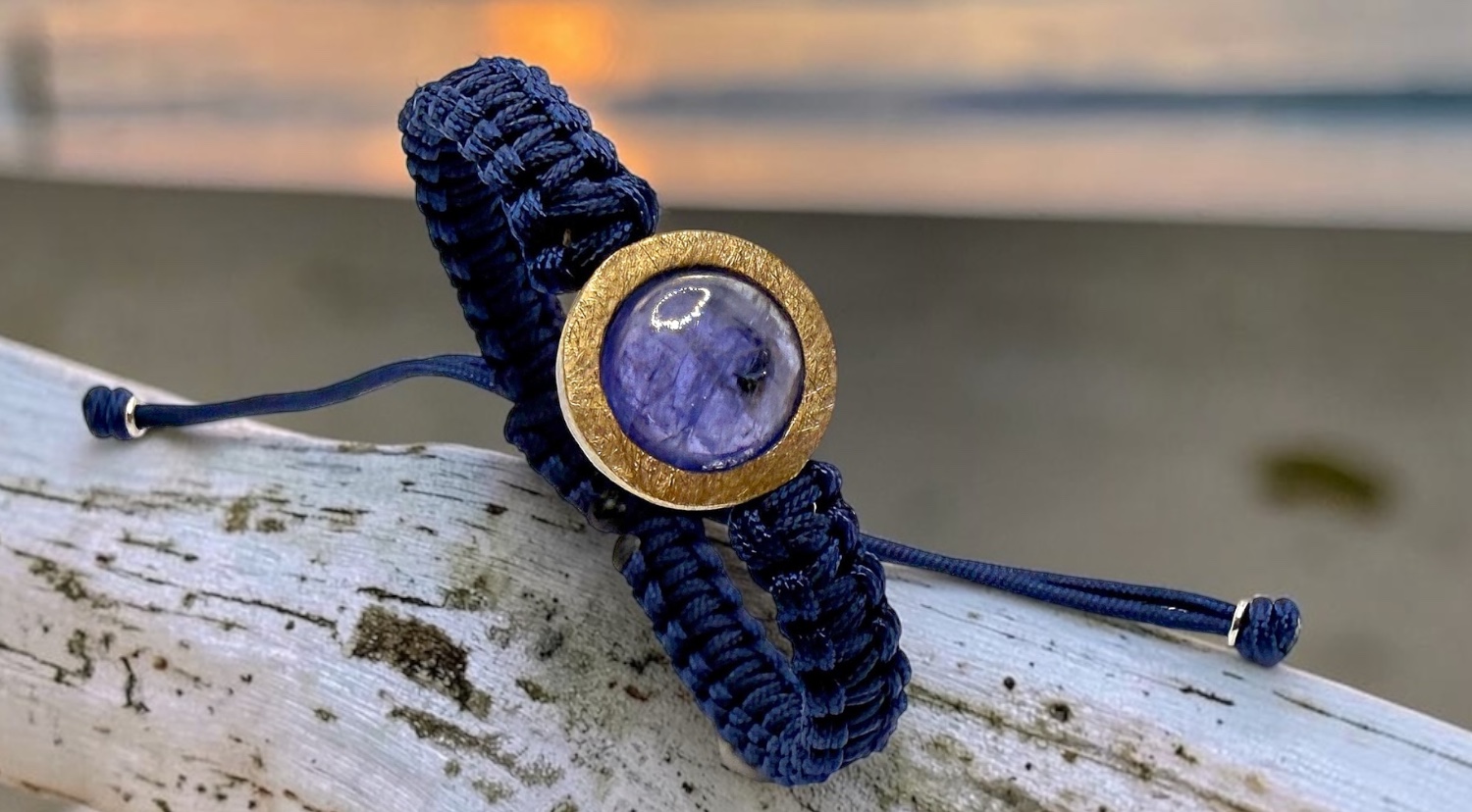 braÇalet  tanzanita rodona cabuixÓ macrame plata or