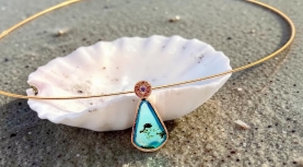 DROP PERUVIAN BLUE OPAL PENDANT WITH DIAMOND IN GOLD