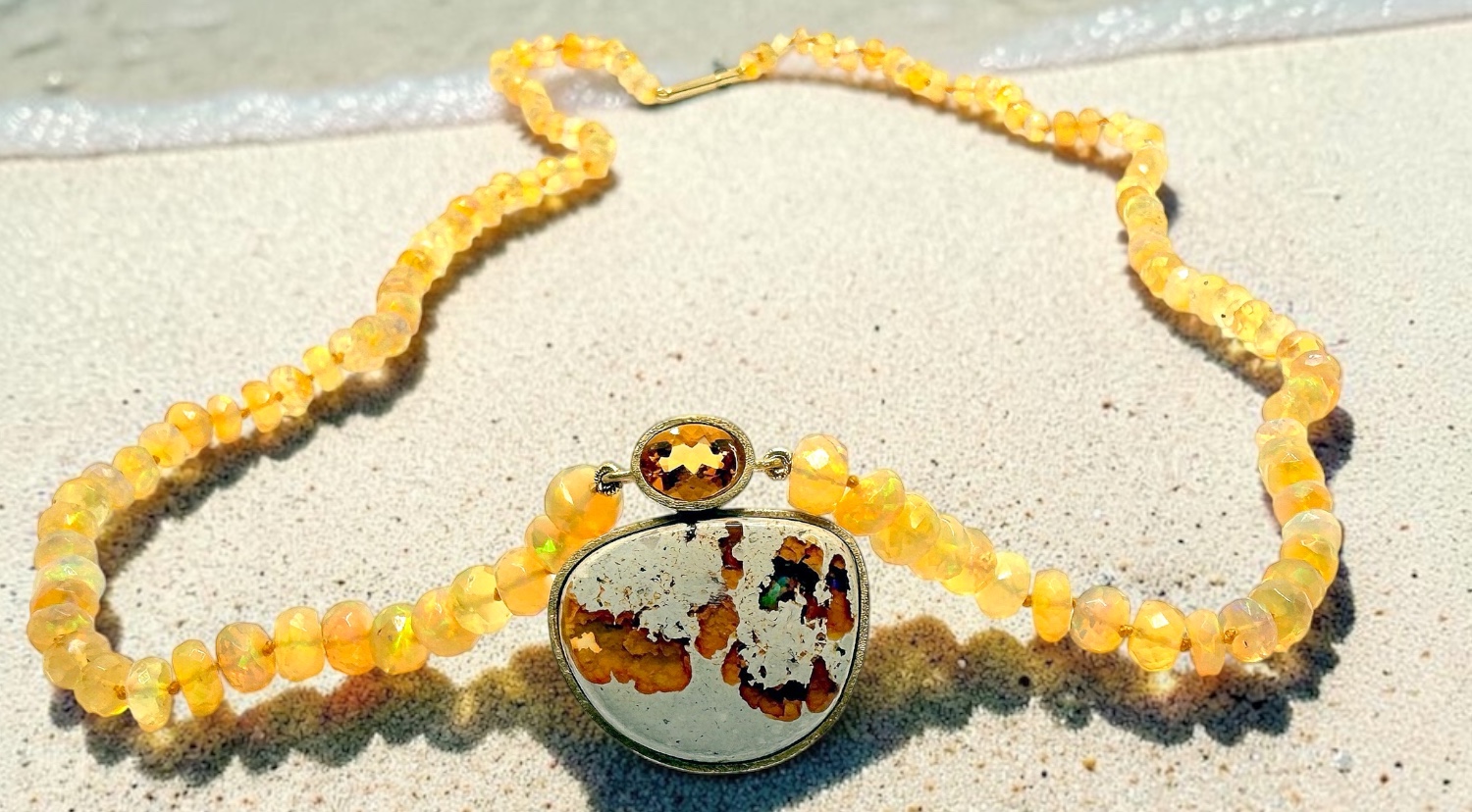 COLLAR CIANITES EN BRUT HEXAGONALS TANCA EN PLATA I OR